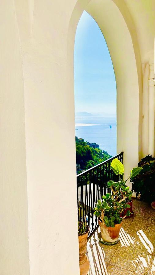 Ferienwohnung Borgo Virginia - Sea View In Amalfi Coast Vietri Exterior foto