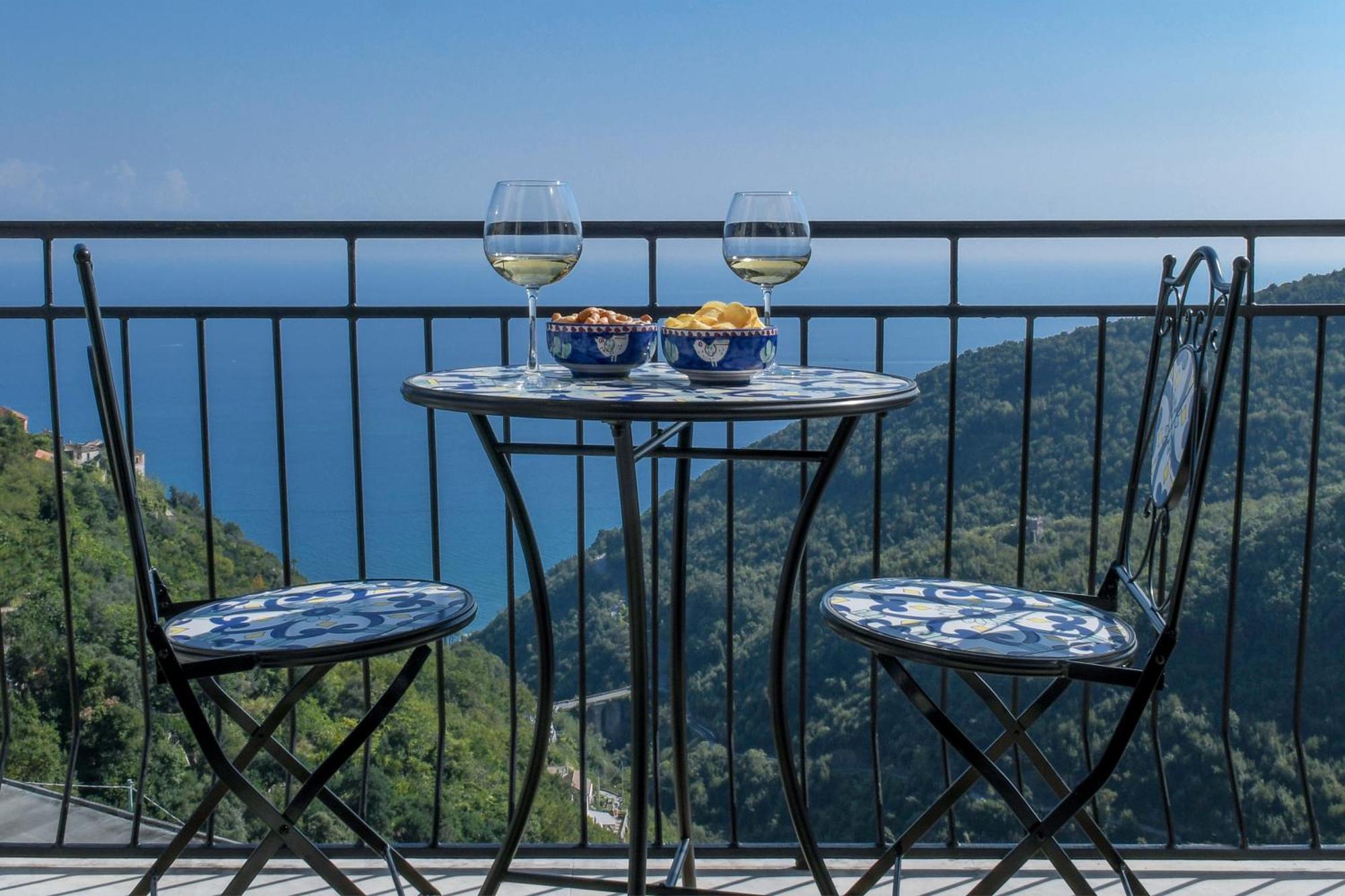 Ferienwohnung Borgo Virginia - Sea View In Amalfi Coast Vietri Exterior foto